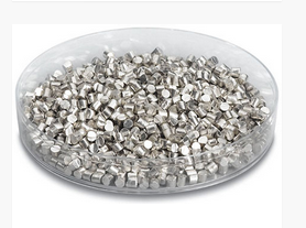 俄罗斯科学家研造新资料：以来电池不用再充电了