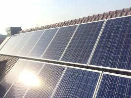 大无数固定倾斜太阳能光伏系统倾斜角度在20~30度