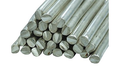 锂价暴跌，为何仍在对峙投资？